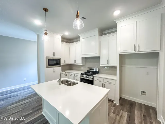 $279,500 | 969 Riverside Lane, Pearl, MS 39208