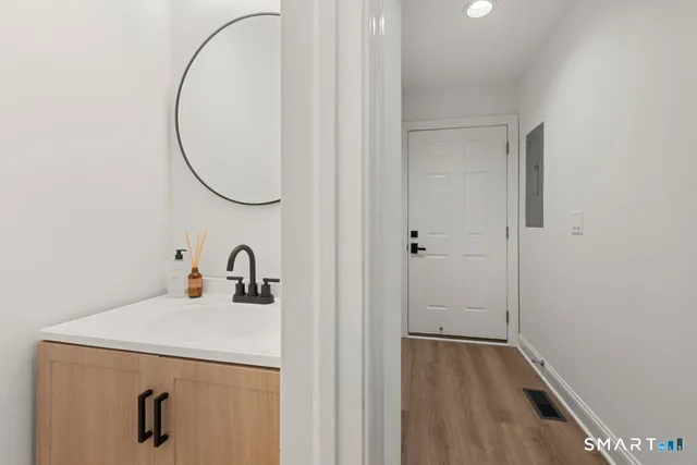 $359,900 | 3 Idlewood, Unit 3, Bethel, CT 06801