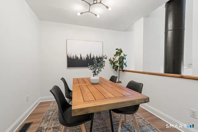 $359,900 | 3 Idlewood, Unit 3, Bethel, CT 06801