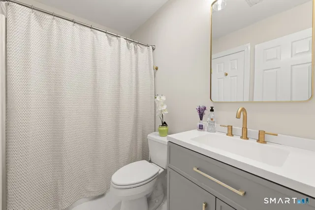 $359,900 | 3 Idlewood, Unit 3, Bethel, CT 06801