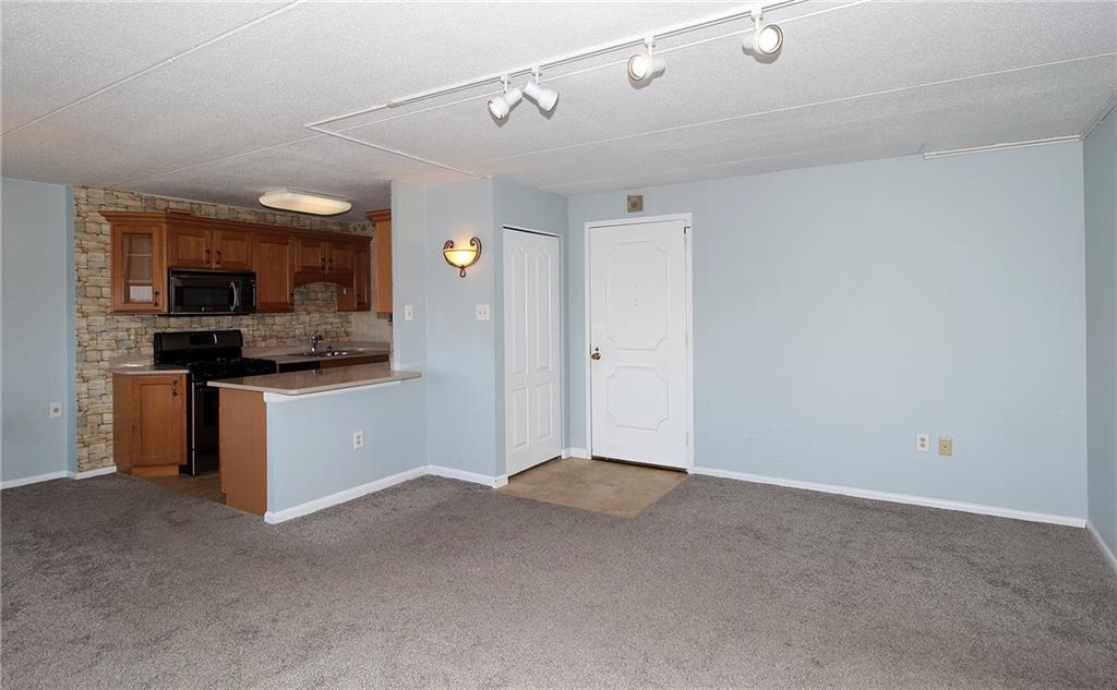 1160 Bower Hill Road, Unit 903A Pittsburgh, PA 15243 - Photo 11 of 29 Gallery Image 11