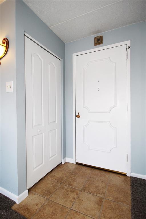 1160 Bower Hill Road, Unit 903A Pittsburgh, PA 15243 - Photo 14 of 29 Entry with Coat Closet