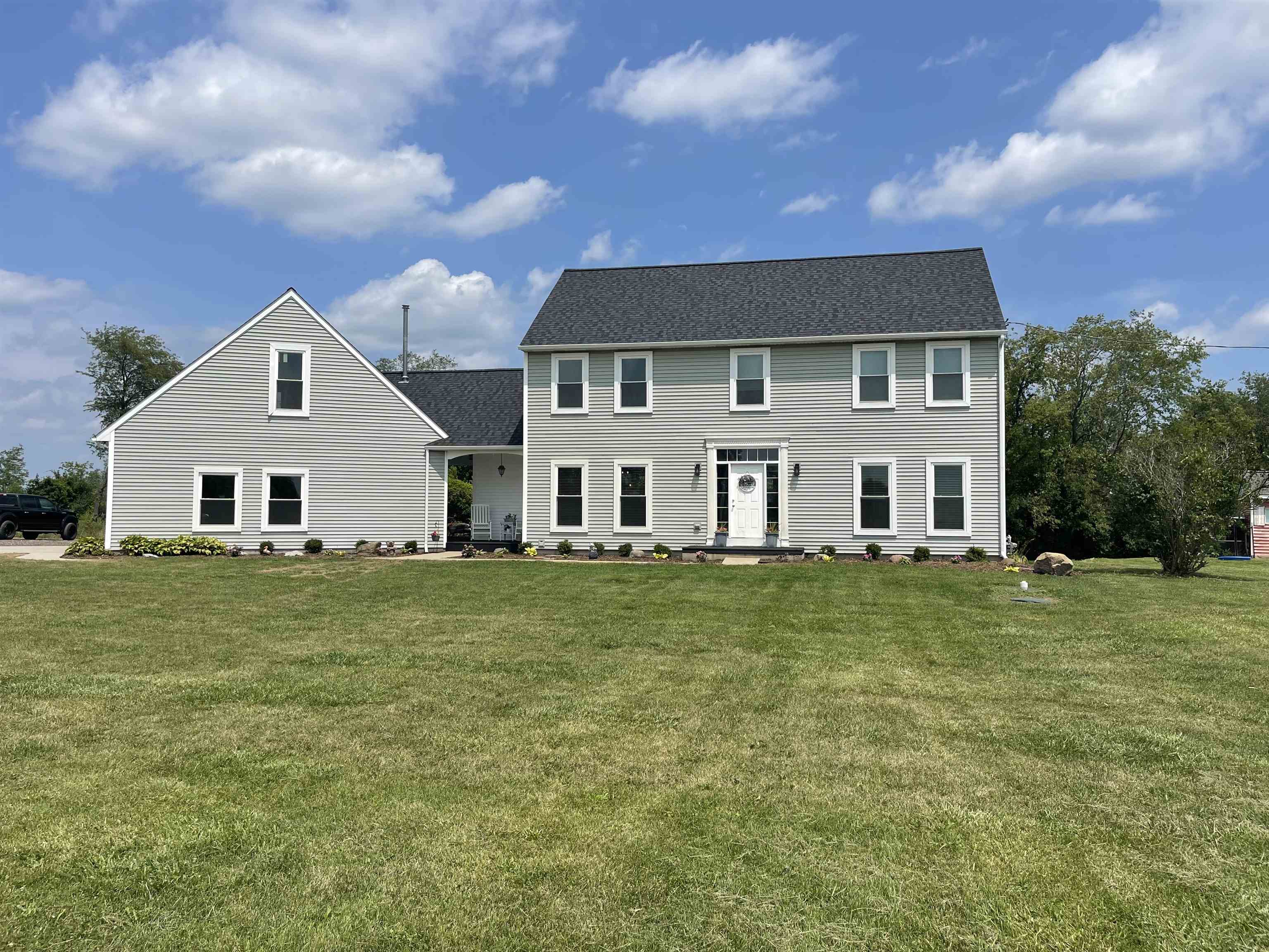 9219 Green Road Goodrich, MI 48438 - Photo 3 of 97