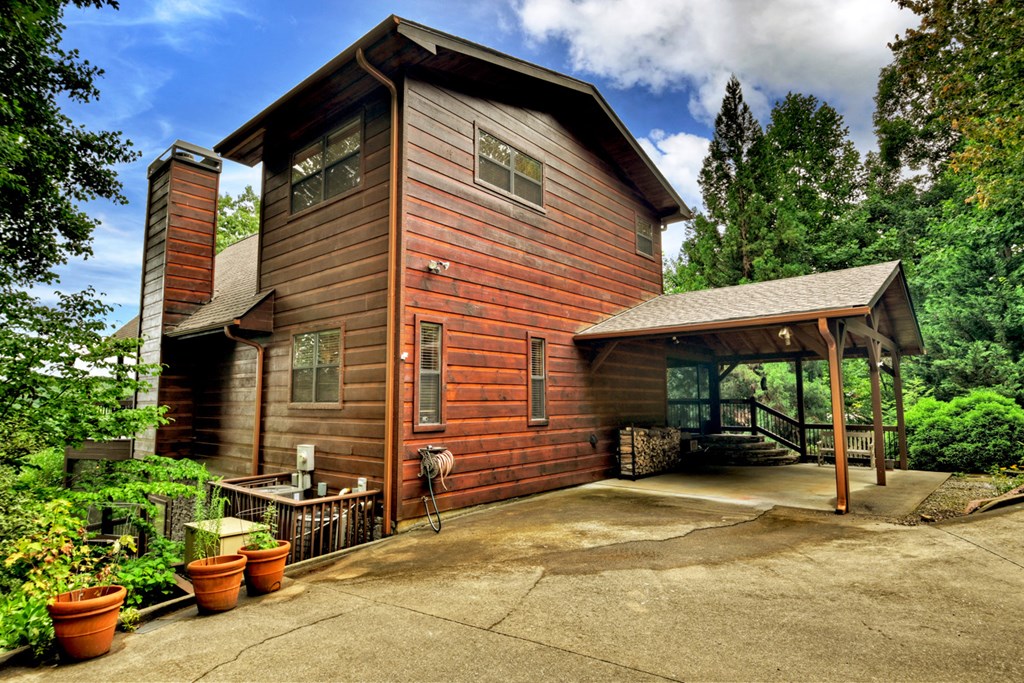 496 Calen Drive Blue Ridge, GA 30513 - Photo 18 of 55