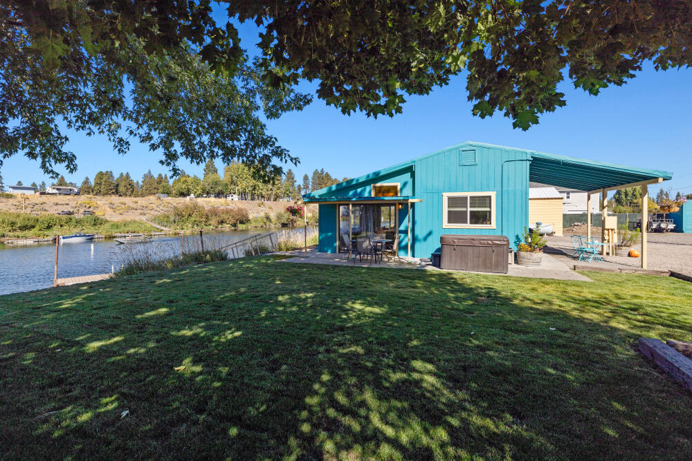 32314 Rivers Drive Chiloquin, OR 97624 - Photo 8 of 58 32314RiversDr-57