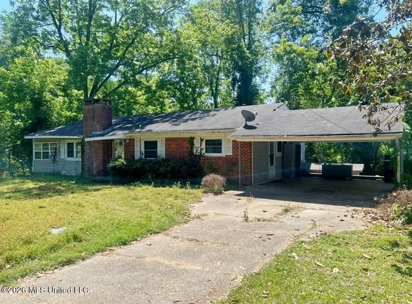 $49,900 | 216 Hills Of The Valley, Vicksburg, MS 39183