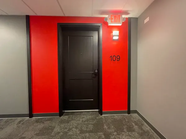 $2,400 | 25 Lowell Street, Unit 109, Manchester, NH 03101