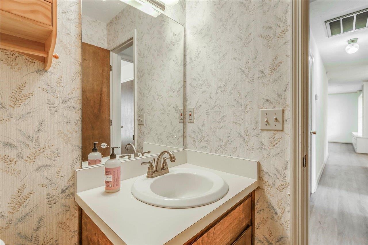 2328 Windermere Road Tallahassee, FL 32311 - Photo 14 of 41 Gallery Image 14