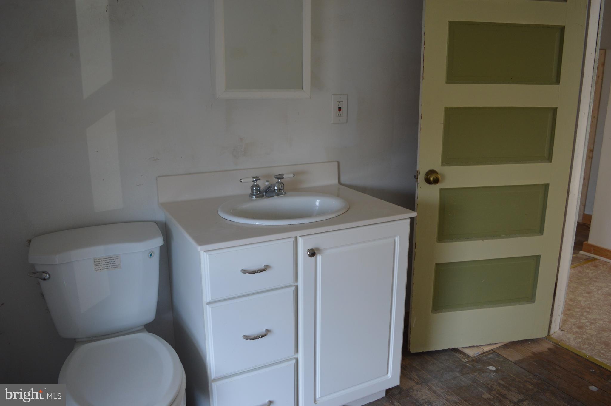 709 Pine Grove Road Bluemont, VA 20135 - Photo 12 of 23 Bath