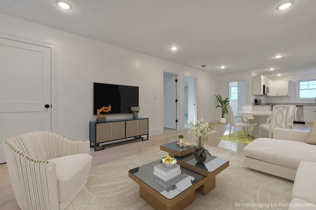 $279,000 | 4 Cape Coral Way, Unit B, Rochester, NH 03867