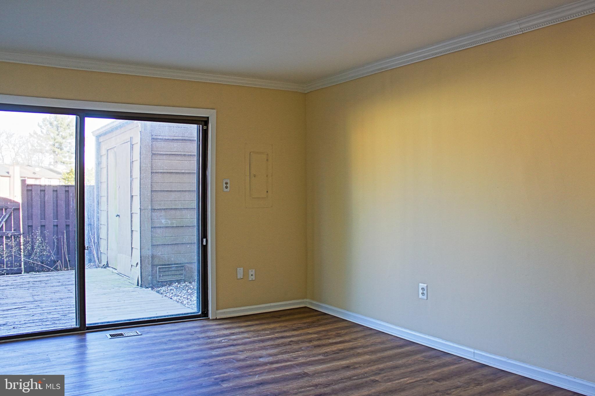 9040 Centerway Road Gaithersburg, MD 20879 - Photo 13 of 43 Bright, airy dining room with outdoor access.