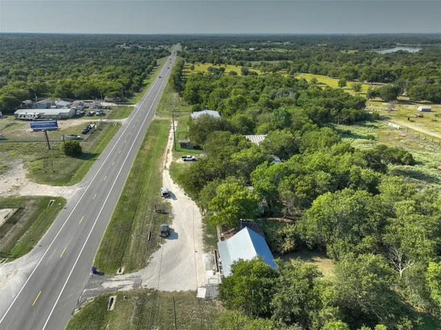 $679,000 | 1409 East State Highway 22, Whitney, TX 76692