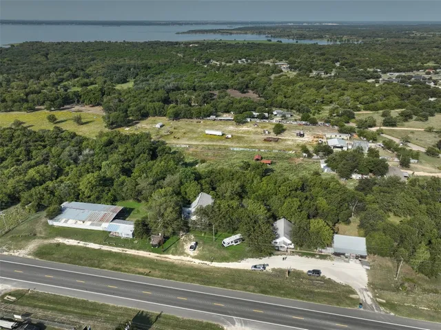 $679,000 | 1409 East State Highway 22, Whitney, TX 76692