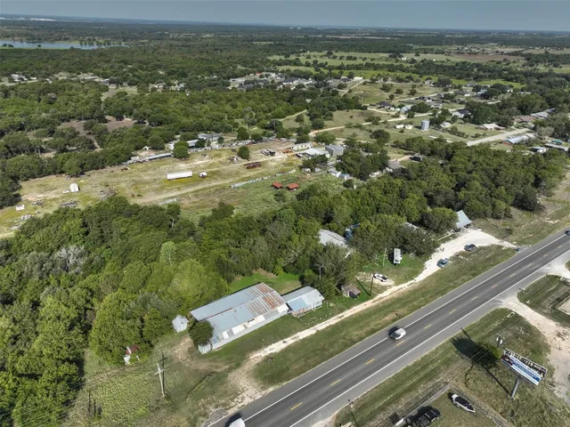 $679,000 | 1409 East State Highway 22, Whitney, TX 76692