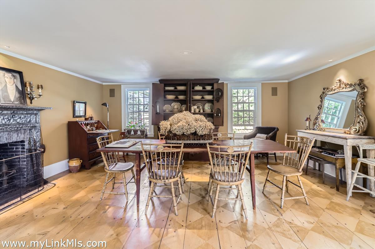 180 Pilot Hill Farm Road Vineyard Haven, MA 02568 - Photo 20 of 68