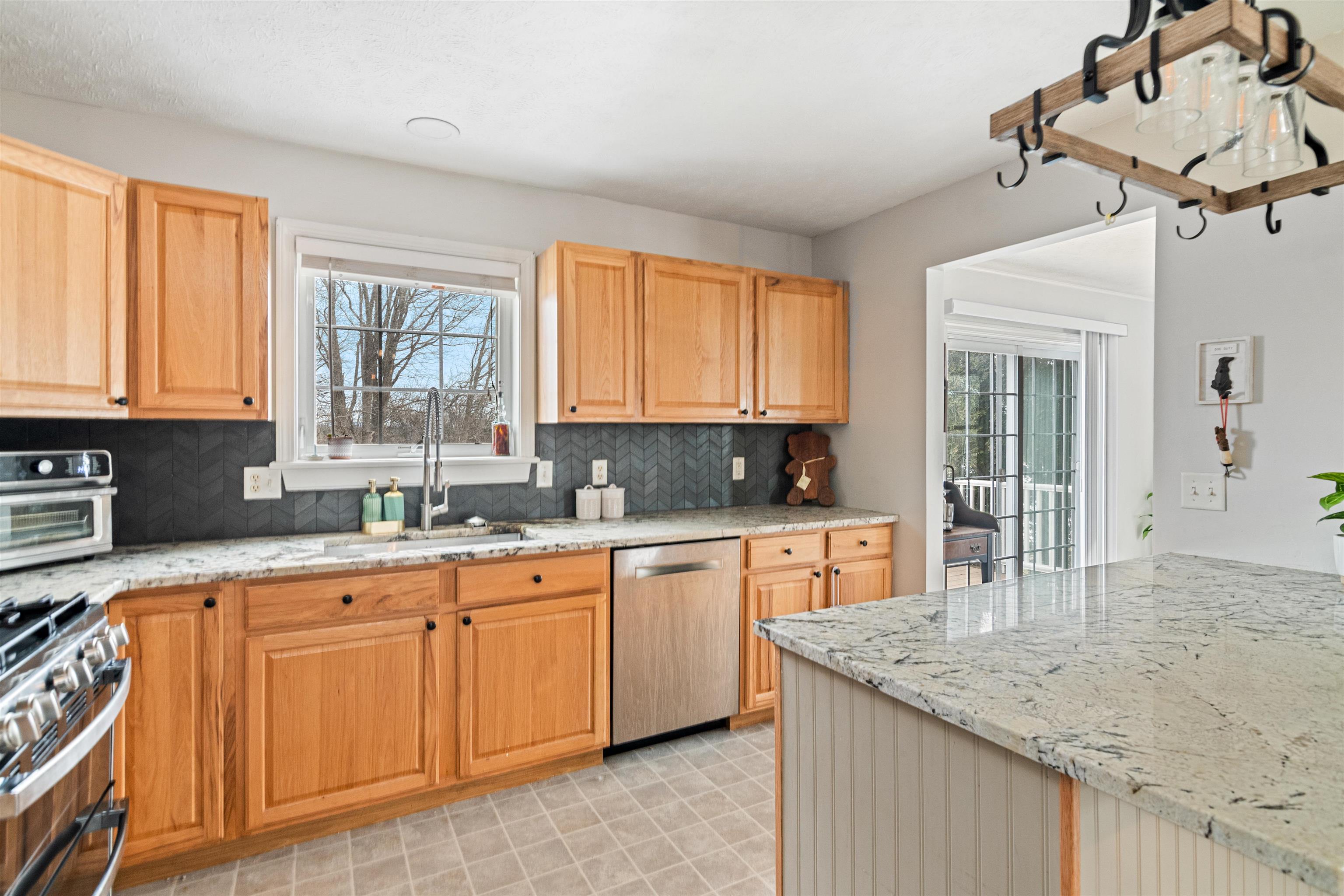 417 Hibbard Road Milton, VT 05468 - Photo 9 of 59