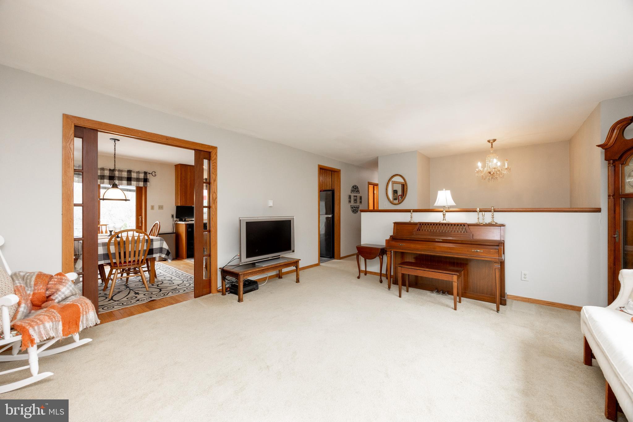 961 Crest Road Lansdale, PA 19446 - Photo 13 of 41 Gallery Image 13