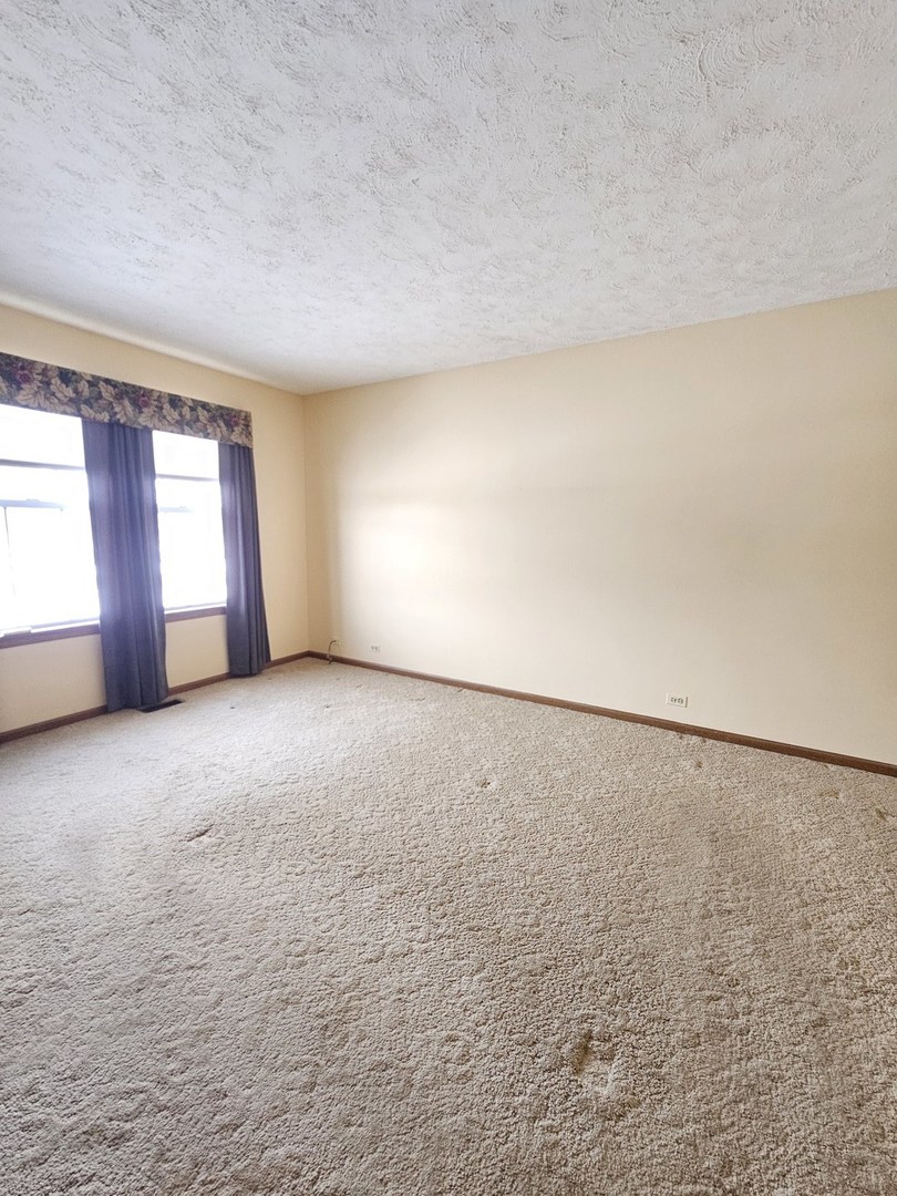 1782 Pebble Beach Circle Elgin, IL 60123 - Photo 7 of 19