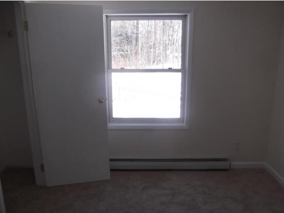 175 Beach Pond Road Wolfeboro, NH 03894 - Photo 5 of 11 Gallery Image 5
