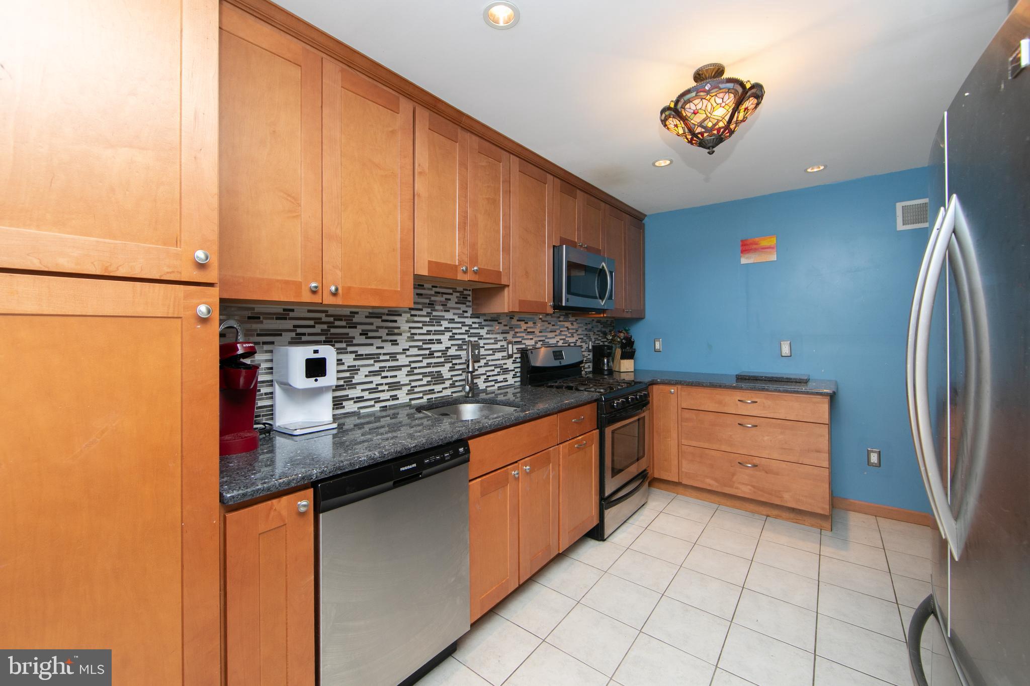 43 Churchill Road Cherry Hill, NJ 08034 - Photo 6 of 27
