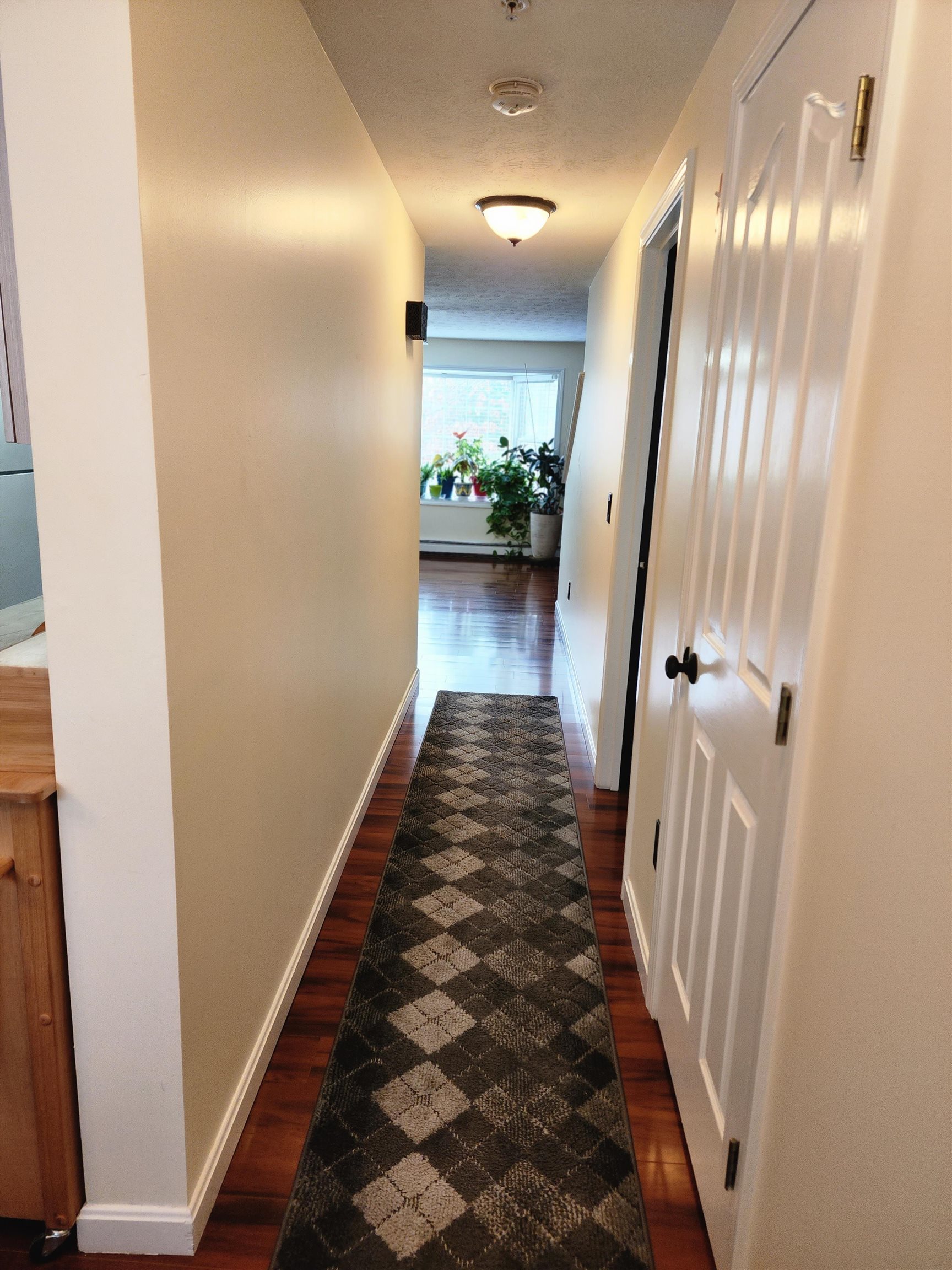 6 Pleasant Street, Unit E 10 Hooksett, NH 03106 - Photo 11 of 13