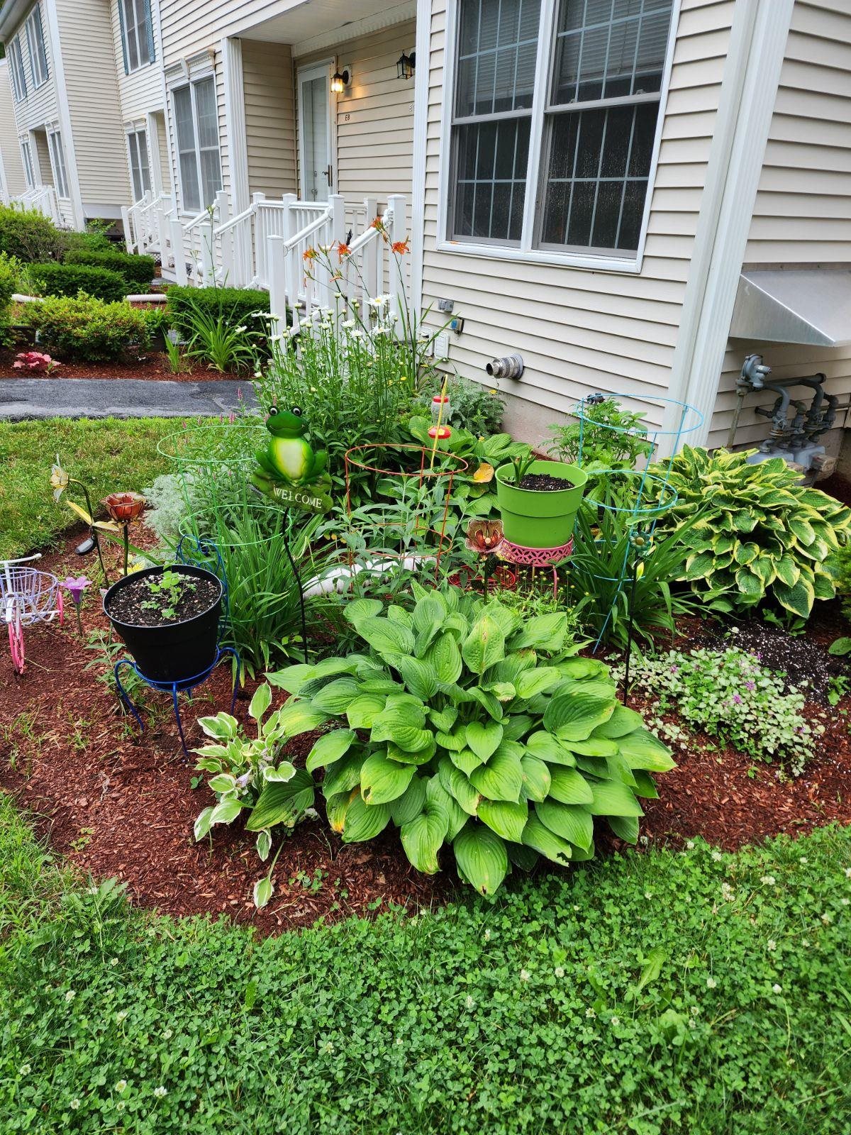 6 Pleasant Street, Unit E 10 Hooksett, NH 03106 - Photo 4 of 13