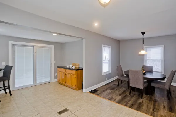 $305,000 | 28 Porter Street, Springfield, MA 01104