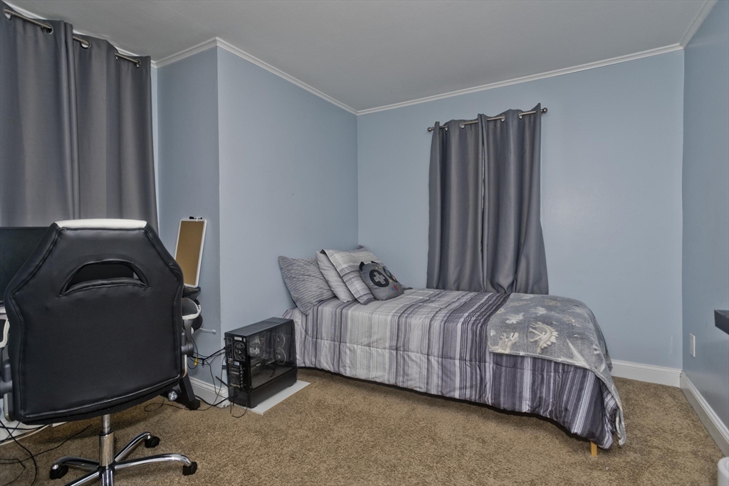 28 Porter Street Springfield, MA 01104 - Photo 20 of 31