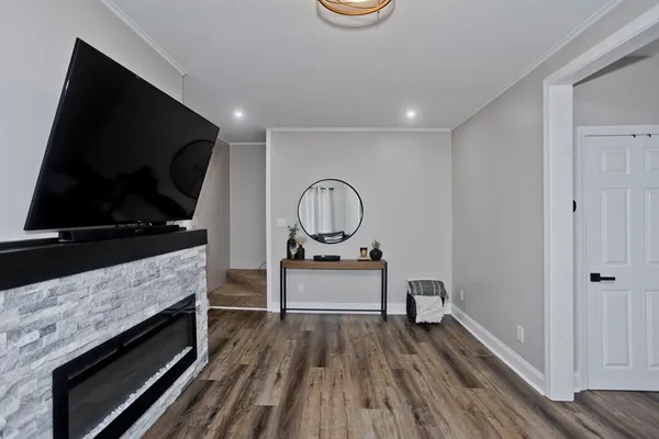 $305,000 | 28 Porter Street, Springfield, MA 01104