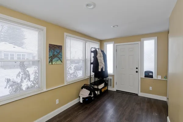 $305,000 | 28 Porter Street, Springfield, MA 01104
