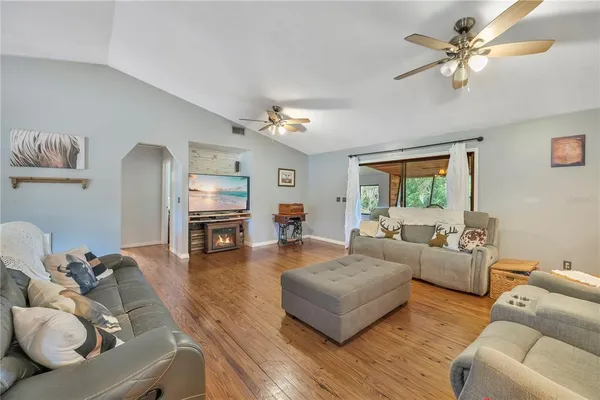 $384,900 | 151 Pine Street, Babson Park, FL 33827
