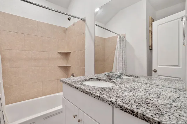 $1,996 | 2918 Shore Lark, New Braunfels, TX 78130