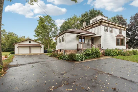 $439,000 | 217 South Lincoln Street, Elkhorn, WI 53121