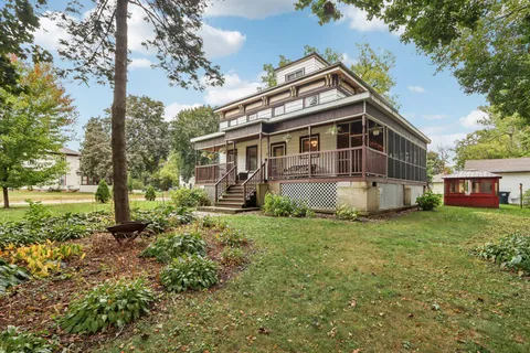 $439,000 | 217 South Lincoln Street, Elkhorn, WI 53121