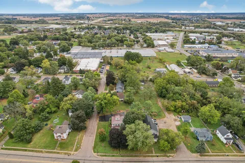 $439,000 | 217 South Lincoln Street, Elkhorn, WI 53121