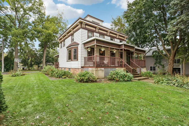 $439,000 | 217 South Lincoln Street, Elkhorn, WI 53121