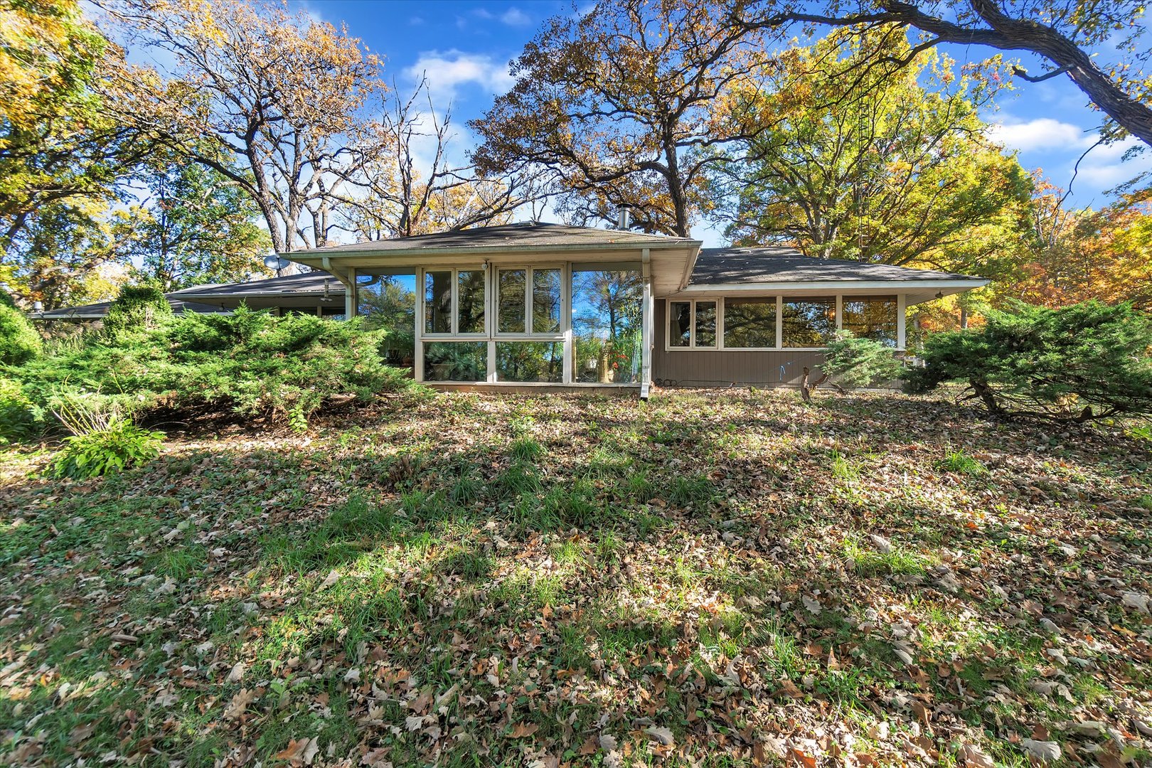 41W902 Hughes Road Elburn, IL 60119 - Photo 3 of 26 front view of a house with a garden