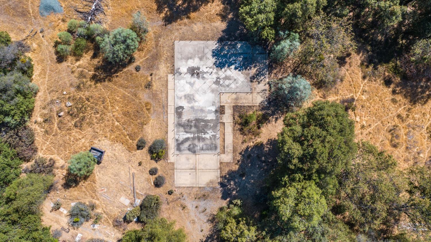 18871 Ponderosa Annex Road Sutter Creek, CA 95685 - Photo 18 of 31 an aerial view of residential house with trees