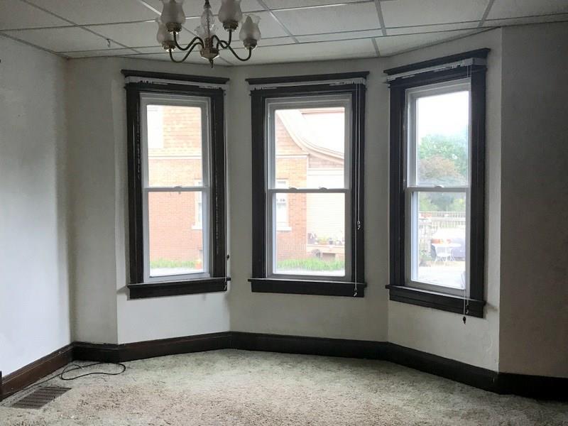 609 Sarver Road Sarver, PA 16055 - Photo 4 of 15 dining room