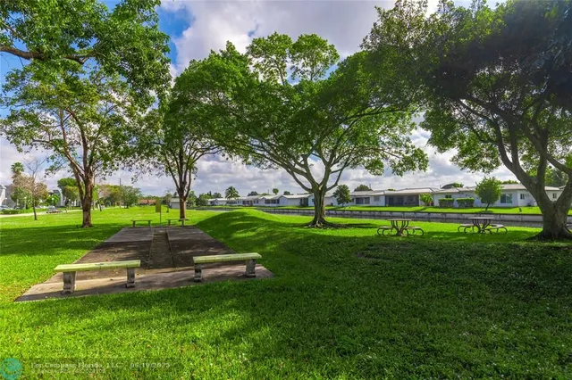 $169,000 | 8305 Northwest 61st Street, Unit C215, Tamarac, FL 33321