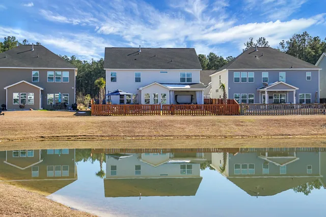 $624,000 | 525 Dunswell Drive, Summerville, SC 29486