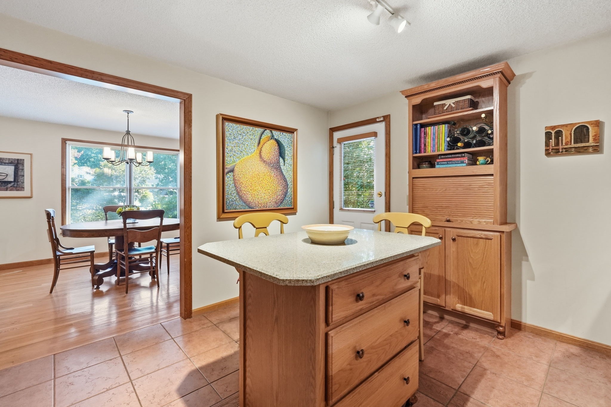 11 Stephanie Circle Springfield, MA 01129 - Photo 15 of 39 Gallery Image 15