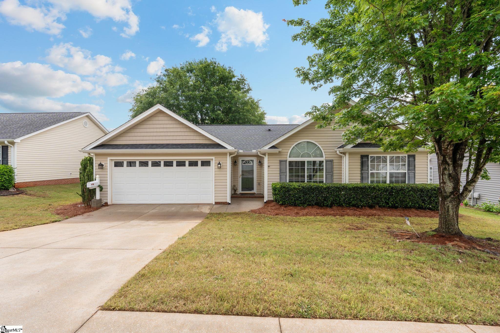 110 Feldspar Lane Greer, SC 29650 - Photo 2 of 34