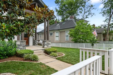 $1,195,000 | 2212 Grantland Avenue, Nashville, TN 37204