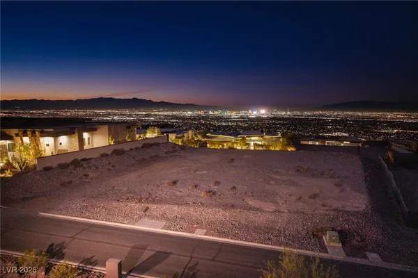 $2,500,000 | 7 Stonecutter Court, Henderson, NV 89012
