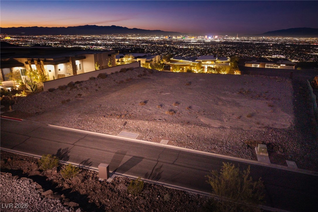 7 Stonecutter Court Henderson, NV 89012 - Photo 4 of 12