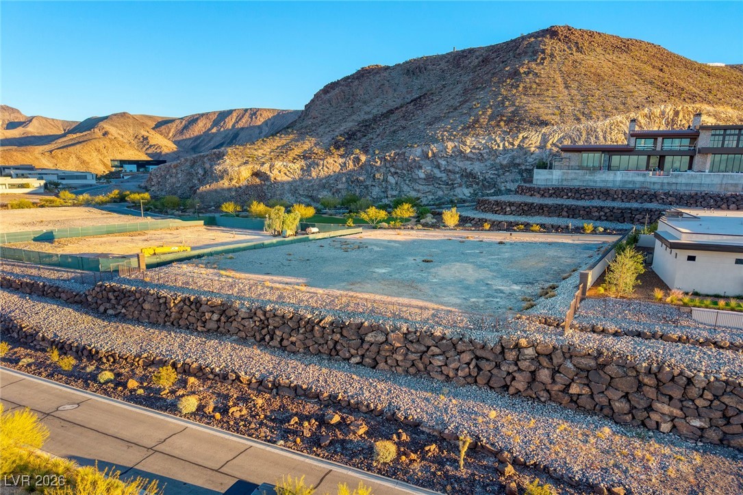 7 Stonecutter Court Henderson, NV 89012 - Photo 6 of 12