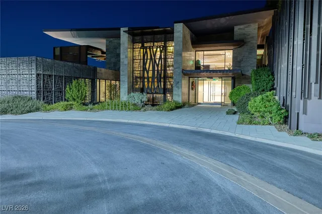 $2,500,000 | 7 Stonecutter Court, Henderson, NV 89012