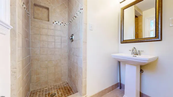 $519,900 | 6 English Lane, Egg Harbor Township, NJ 08234