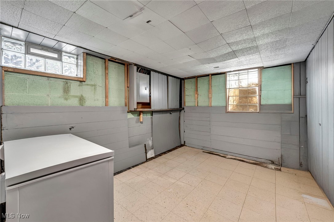 7356 Oakwood Road Parma, OH 44130 - Photo 27 of 45 Gallery Image 27